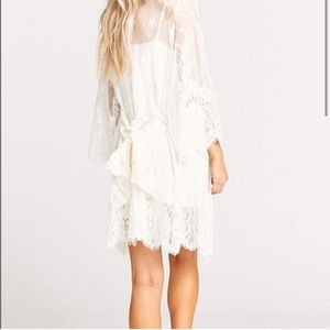 Show Me Your MuMu- lilah white lace robe